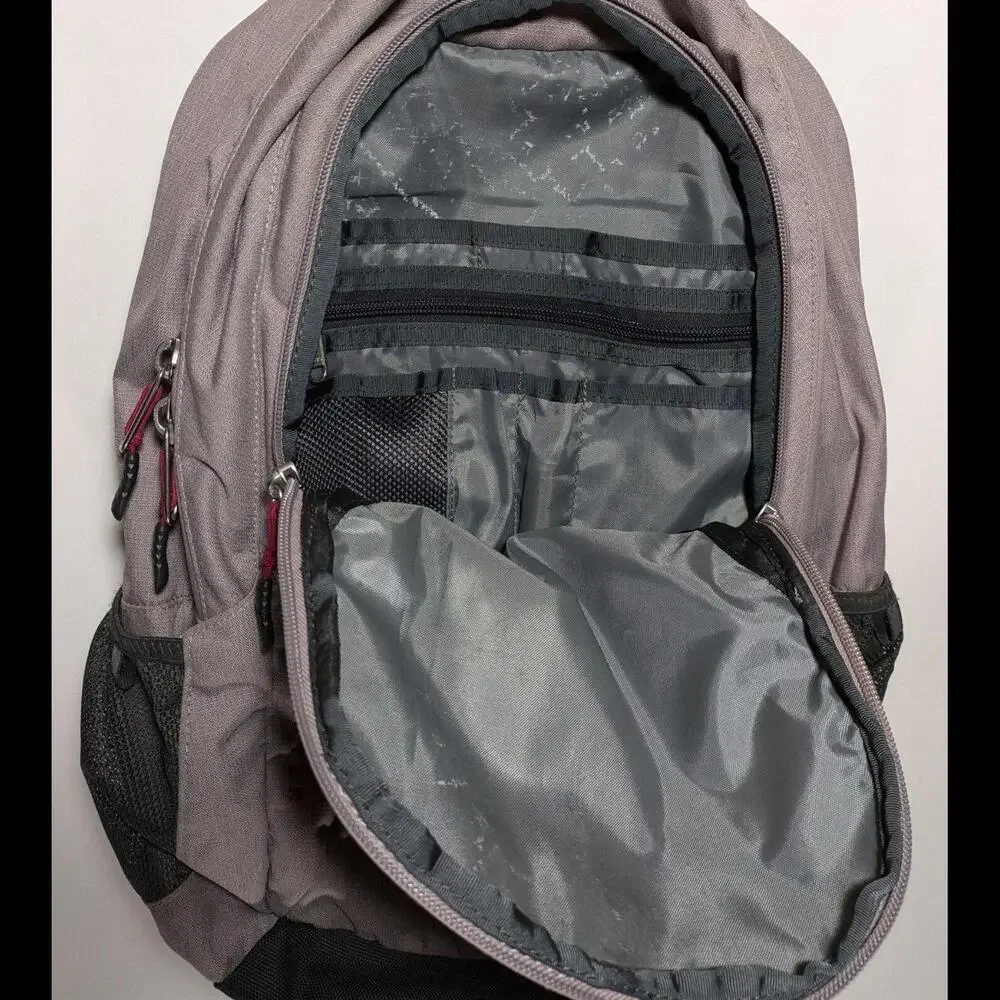 THE NORTH FACE Jester‎ Commuter Laptop Gray Black Flexvent Backpack Gym Bag